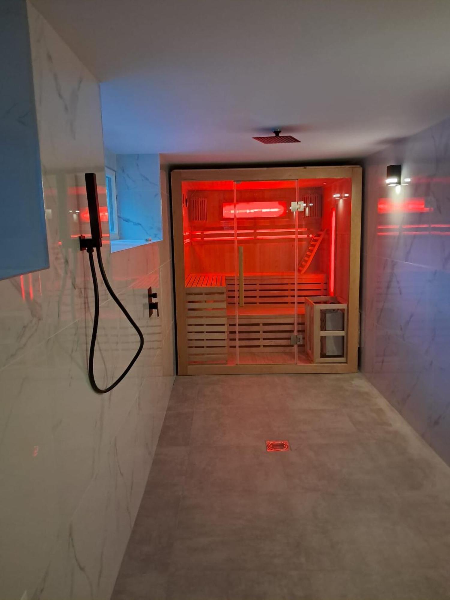 Szwajcarka Willa Z Sauna I Jacuzzi Kudowa-Zdrój Exterior foto